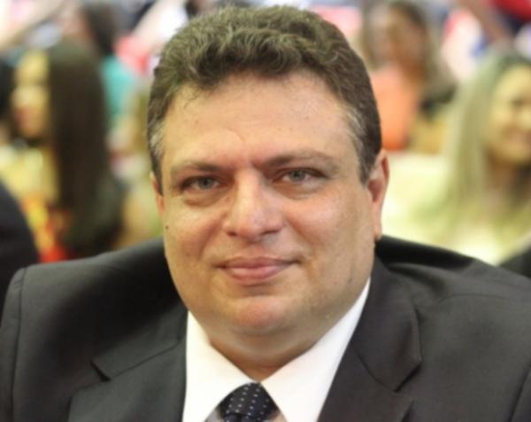 Segundo o secret&aacute;rio Gessivaldo Isa&iacute;as, cada vez mais as mulheres buscam autonomia financeira atrav&eacute;s de atividades empreendedoras.(Imagem:Divulga&ccedil;&atilde;o)