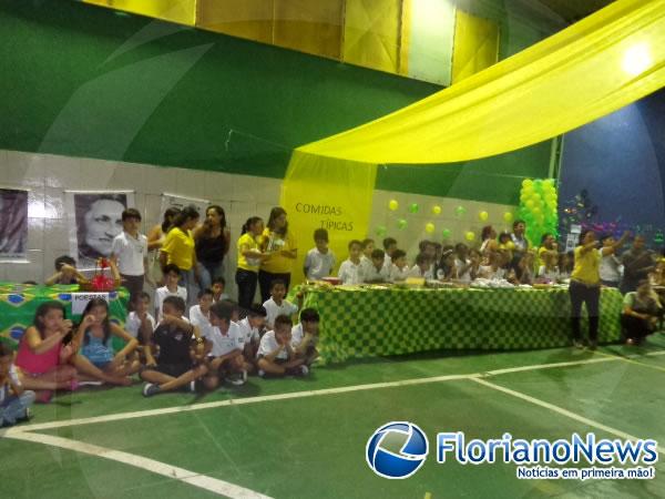 Escola Pequeno Pr&iacute;ncipe realizou Feira de Conhecimentos.(Imagem:FlorianoNews)