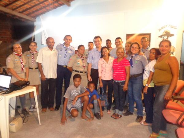 Escoteiros realizam reunião com gestor municipal