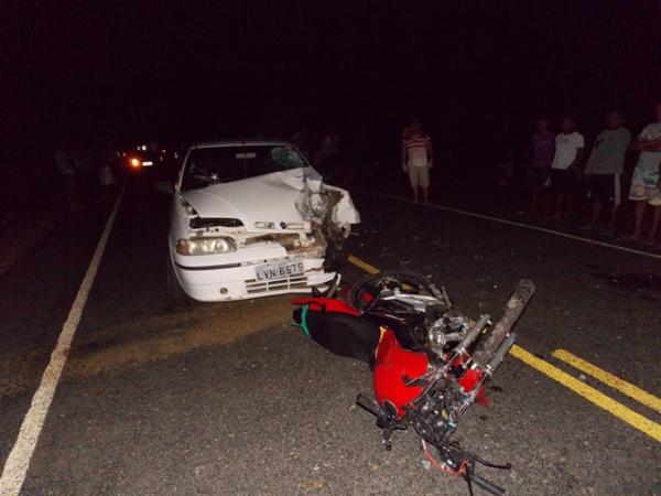 Motoqueiro morre em acidente no PI ao trafegar na contram&atilde;o na PI-217.(Imagem:Nazar&eacute;Net)