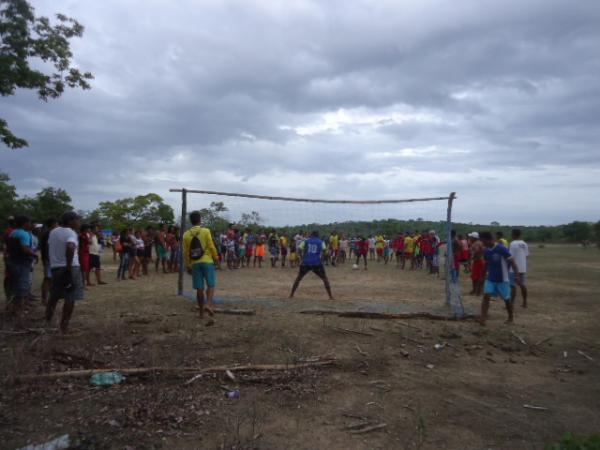 Tarde esportiva &eacute; realizada na comunidade Cabaceiros.(Imagem:FlorianoNews)
