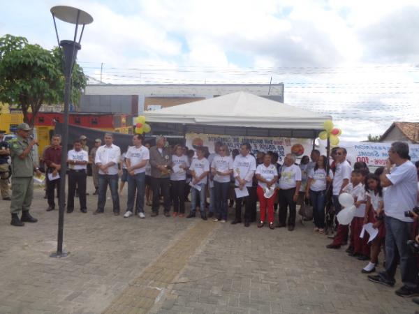 SEMDAS realiza ato alusivo ao Dia de Combate &agrave; Explora&ccedil;&atilde;o Sexual de Crian&ccedil;as e Adolescentes.(Imagem:FlorianoNews)