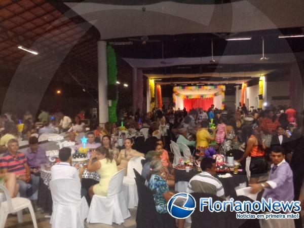 Escola Pequeno Príncipe realiza formatura de alunos do 1º ano.(Imagem:FlorianoNews)