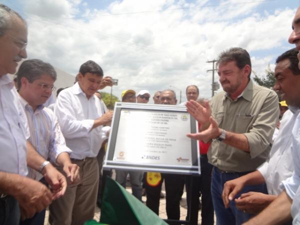 Governador inaugurou asfaltamento da PI 140