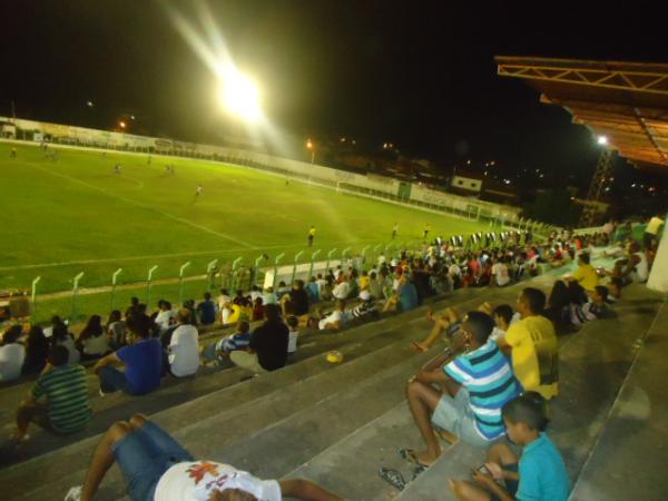 Cori-Sabb&aacute; e Piau&iacute; ficam no zero a zero no Est&aacute;dio Tib&eacute;rio Nunes.(Imagem:FlorianoNews)