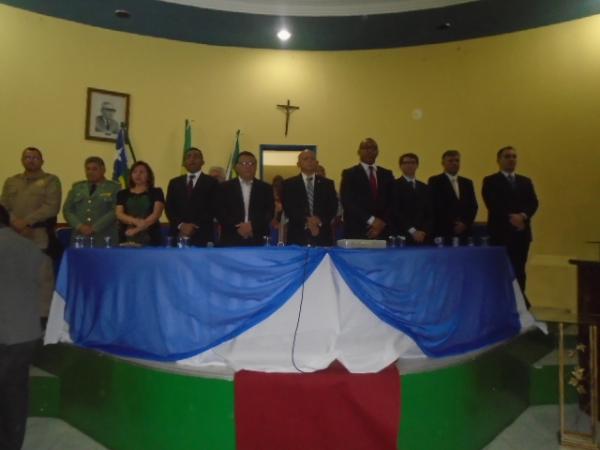 Prefeito, vereadores e suplentes eleitos s&atilde;o diplomados em Floriano.(Imagem:FlorianoNews)