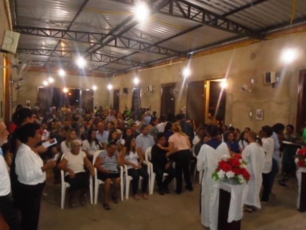 Missa de Sétimo Dia de João Pinto Filho lota igreja em Floriano