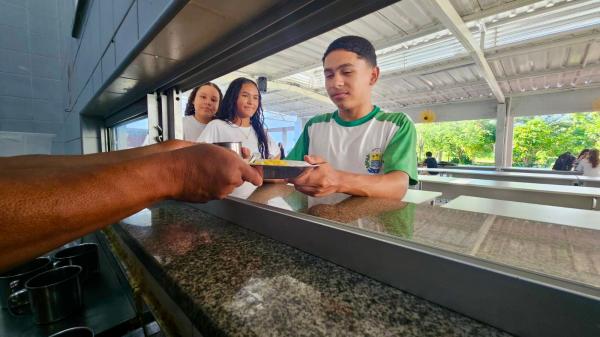 Estudantes da rede estadual criam plataforma digital para monitorar merenda escolar em Teresina(Imagem:Ascom Seduc)