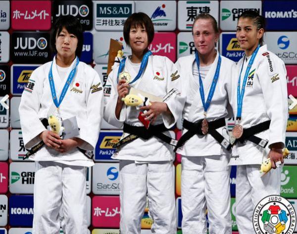  Sarah enfrenta rivais com autoridade e &eacute; bronze em T&oacute;quio.(Imagem:Cidadeverde.com)