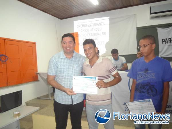AFES realizou cerim&ocirc;nia de posse dos Gr&ecirc;mios Estudantis de Floriano.(Imagem:FlorianoNews)