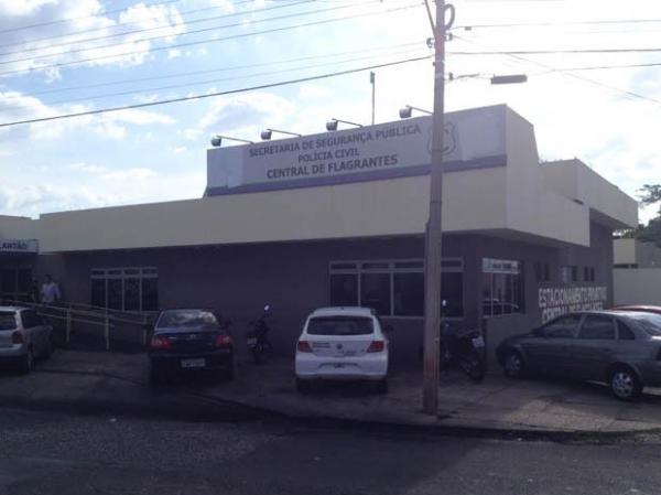 Com capacidade para 15, delegacia abriga 80 presos, diz Sindicato