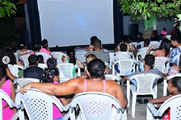 Cinema ao ar livre &eacute; destaque na programa&ccedil;&atilde;o dos 127 anos de Floriano(Imagem:Reprodu&ccedil;&atilde;o/Instagram)