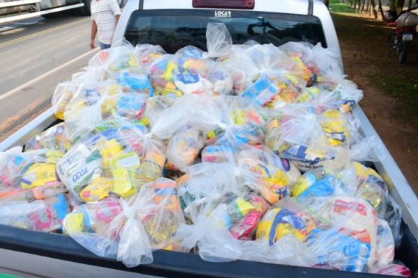 Prefeitura de Floriano inicia entrega de cestas básicas da Semana Santa(Imagem:Secom)