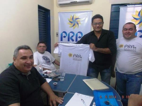 Suplentes assumem dire&ccedil;&atilde;o do Partido Republicano Progressista em Floriano.(Imagem:ASCOM PRP)