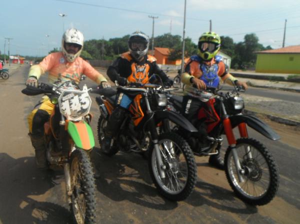 Motoqueiros participaram do 2&ordf; Rally de Guadalupe &agrave; Marcos Parente.(Imagem:FlorianoNews)