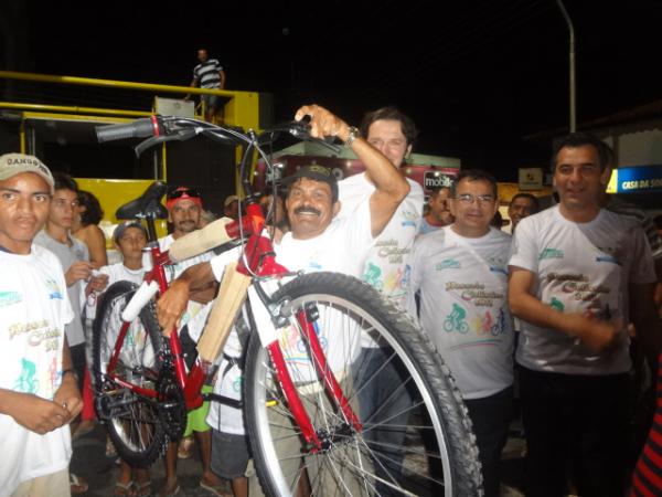 Passeio cicl&iacute;stico de Floriano celebra anivers&aacute;rio do munic&iacute;pio.(Imagem:FlorianoNews)