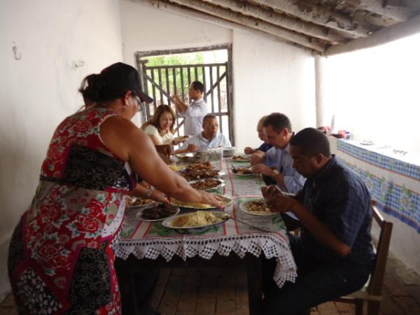 Comunidade Ara&ccedil;&aacute;s encerra festejos de Nossa Senhora do Desterro.(Imagem:FlorianoNews)
