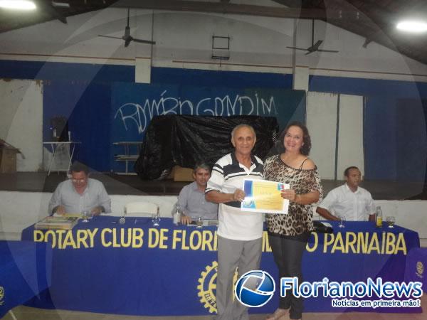 Rotary Club de Floriano confere t&iacute;tulo de associado honor&aacute;rio &agrave; florianenses.(Imagem:FlorianoNews)