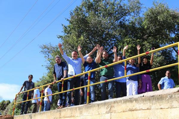 Ciro Nogueira visita obras e inaugura estrada em São Félix do Piauí(Imagem:Ascom)