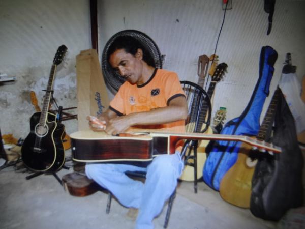 Morre professor de m&uacute;sica  Cassimiro. (Imagem:FlorianoNews)