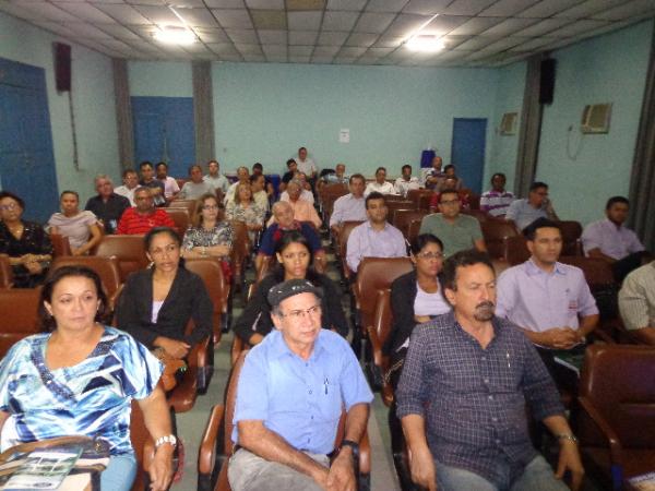 Caixa Econ&ocirc;mica realizou palestra para empres&aacute;rios de Floriano.(Imagem:FlorianoNews)