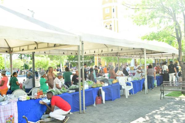 Em sua VI edição, Feira da Agricultura Familiar integra atividades de aniversário de Floriano(Imagem:CMF)