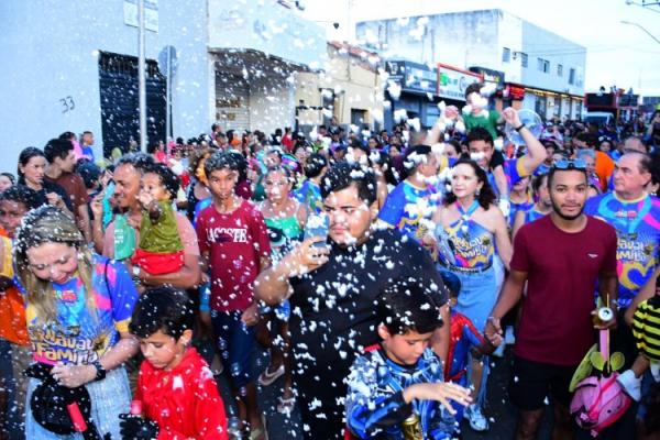 Carnaval da Fam&iacute;lia chega &agrave; 4&ordf; edi&ccedil;&atilde;o consolidado como tradi&ccedil;&atilde;o de alegria e seguran&ccedil;a em Floriano(Imagem:Secom)