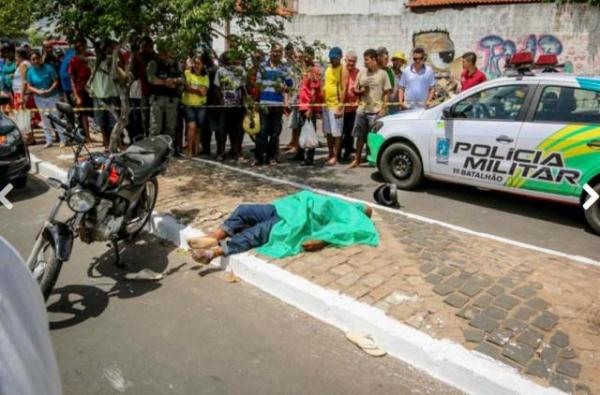 V&iacute;tima reage a assalto e deixa um morto em Teresina.(Imagem:Thiago Amaral)
