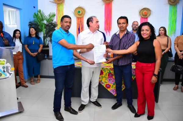 Câmara Municipal participa de assinatura de ordem de serviço para reforma da ponte do Bom Lugar(Imagem:CMF)