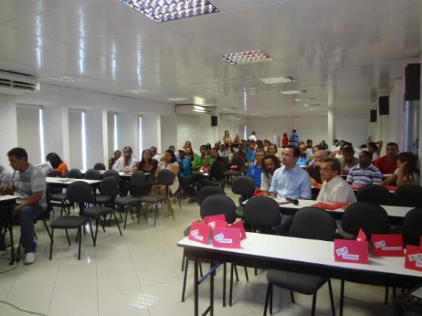 PT realizou encontro regional em Floriano