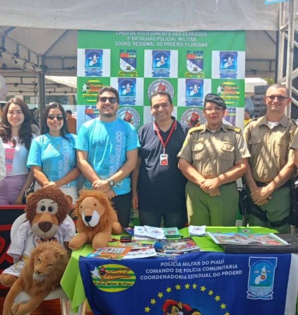 PROERD participa do Dia do Evangélico em Floriano com ações de prevenção e cidadania(Imagem:Reprodução/Instagram)