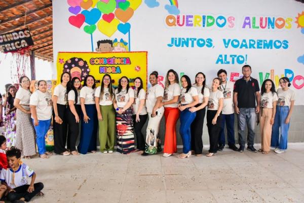 Escola municipal de Floriano realiza I Mostra Cultural sobre povos afrodescendentes(Imagem:Secom)