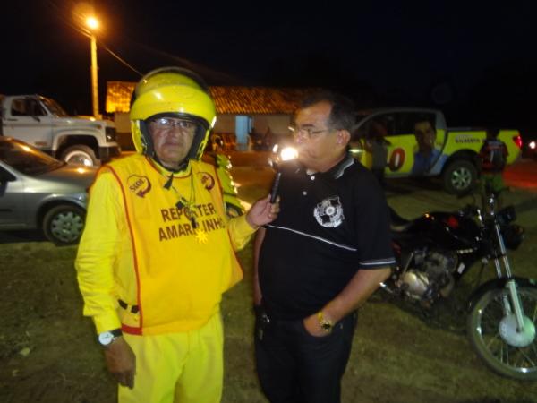 Gilberto Jr e Salom&atilde;o Holanda prestigiaram os festejos no Tabuleiro do Mato.(Imagem:FlorianoNews)