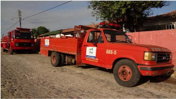 Corpo de Bombeiros chama atenção da população nesse período quente