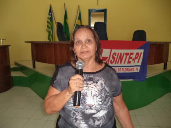 L&eacute;a Almeida(Imagem:FlorianoNews)
