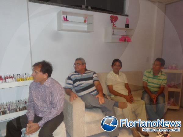 Amei!! Esmalteria &eacute; inaugurada em Floriano.(Imagem:FlorianoNews)