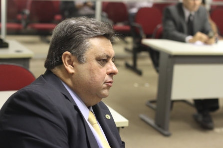 Júlio Arcoverde defende criação da frente parlamentar do trânsito