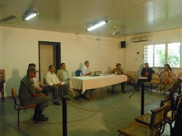 Reunião discutiu liberação de Clubes para realização de eventos em Floriano.(Imagem:FlorianoNews)
