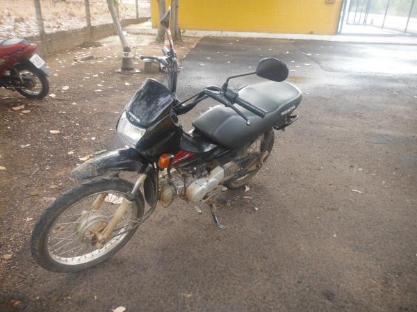 PRF encontrou moto abandonada &agrave;s margens da BR-230 em Floriano.(Imagem:FlorianoNews)