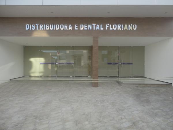 Distribuidora e Dental Floriano(Imagem:FlorianoNews)