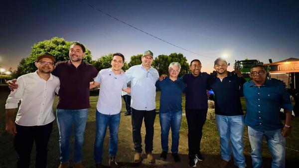 Joel participa da ExpoSoja e recebe o apoio de lideranças do agro no Piauí(Imagem:Ascom)