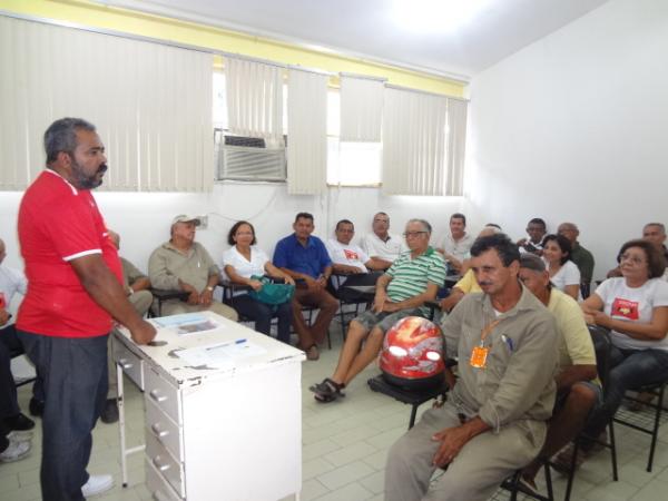 SINSEP-PI realizou encontro com servidores da sa&uacute;de.(Imagem:FlorianoNews)