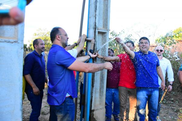 Câmara de Floriano acompanha início de ampliação da rede de abastecimento de água na zona rural(Imagem:CMF)