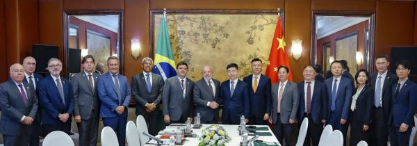 Audiência com o CEO da Norinco, Cheng DeFang.(Imagem:Ricardo Stuckert/PR)
