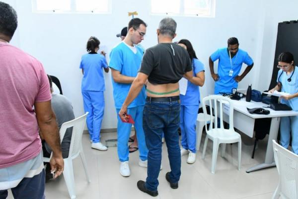 Prefeitura de Floriano participa de ação de saúde para motoristas em parceria com a PRF(Imagem:Secom)
