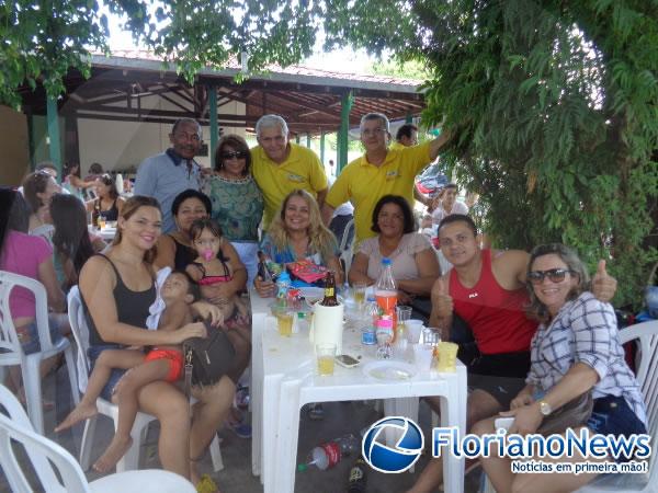 Docentes da rede privada comemoraram o Dia do Professor em manh&atilde; de lazer.(Imagem:FlorianoNews)