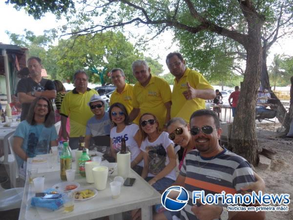 Docentes da rede privada comemoraram o Dia do Professor em manh&atilde; de lazer.(Imagem:FlorianoNews)