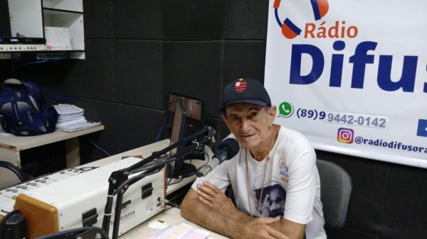 Cronista social Jocy Astor &eacute; encontrado morto em sua resid&ecirc;ncia em Floriano.(Imagem:FlorianoNews)