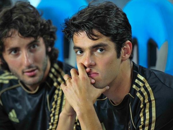 Real e Milan fazem reunião secreta por Kaká na China, afirma jornal