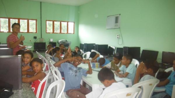 Escola realiza projeto educativo de combate a dengue.(Imagem:FlorianoNews)